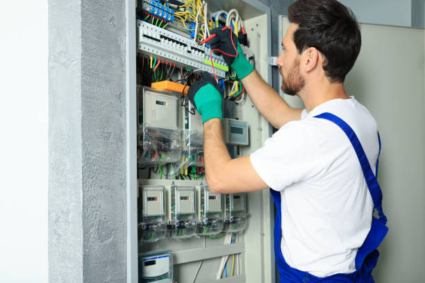 Best Licensed Electrician  in Burkburnett, TX